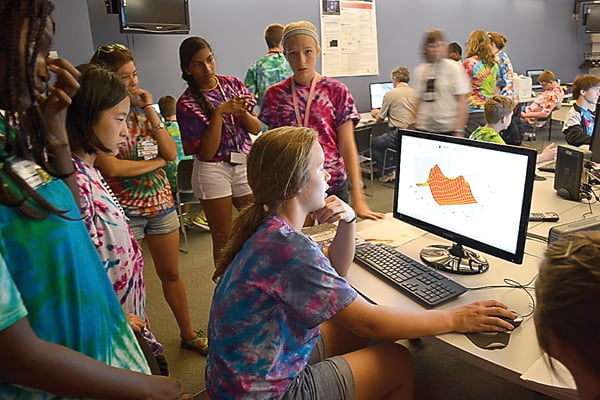 Students STEM out at NRAO