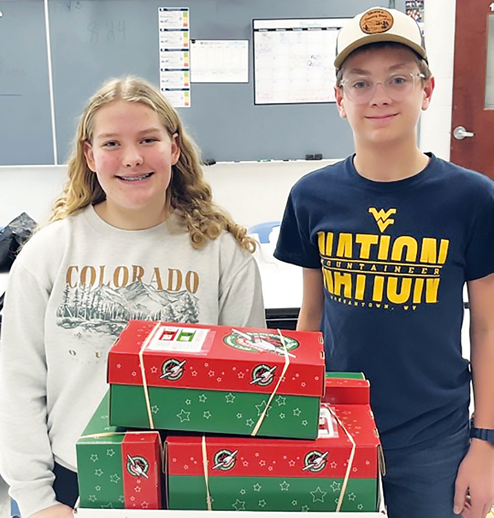 Educators Rising Extends Christmas Joy and Cheer