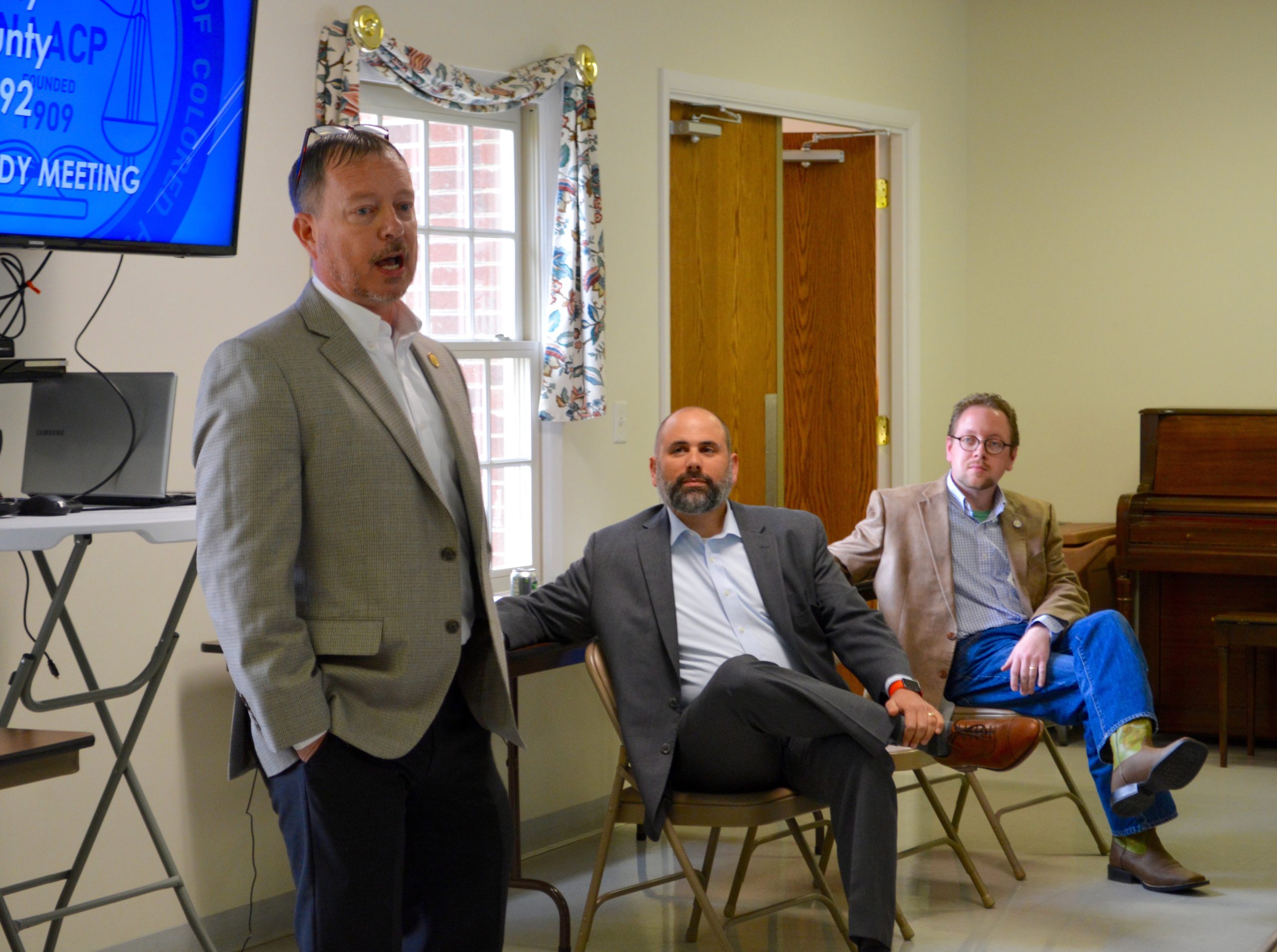 Virginia House Delegates visit local NAACP branch