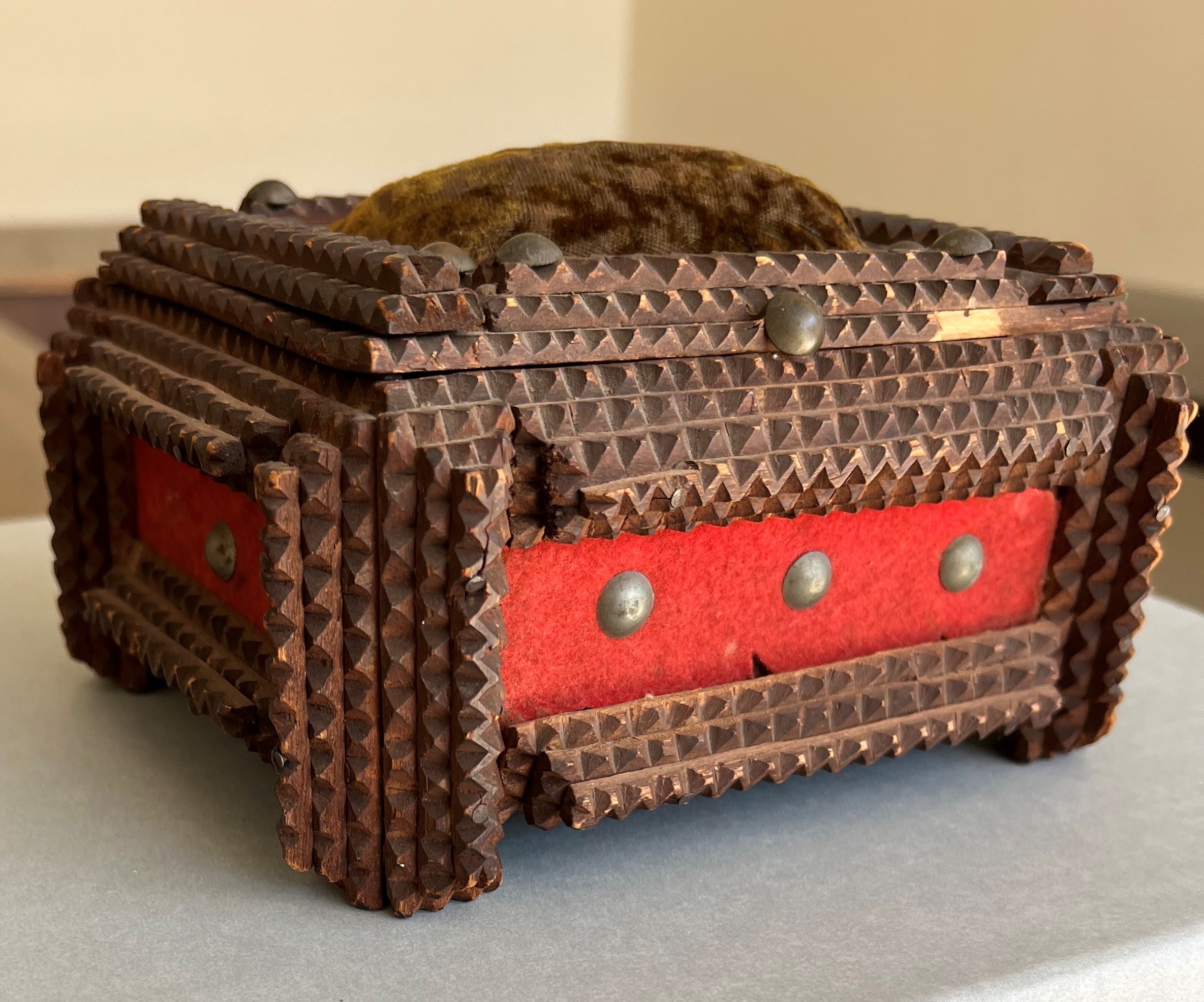 Salem Museum: German Box