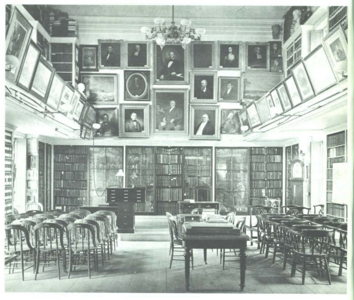 Reading Room of the RIHS Cabinet.