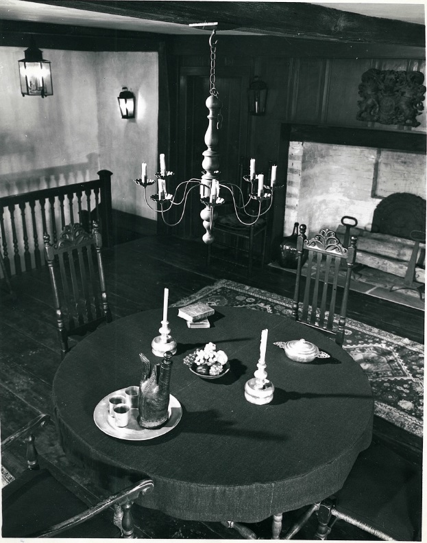 Photo of the Katharine Prentis Murphy Room in the White Horse Tavern