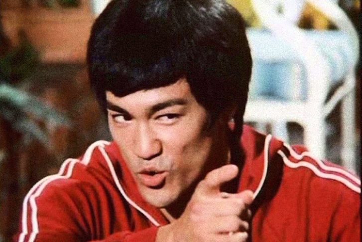 Bruce Lee’s Private Letters Explain What He Really Meant by ‘Be Like Water’