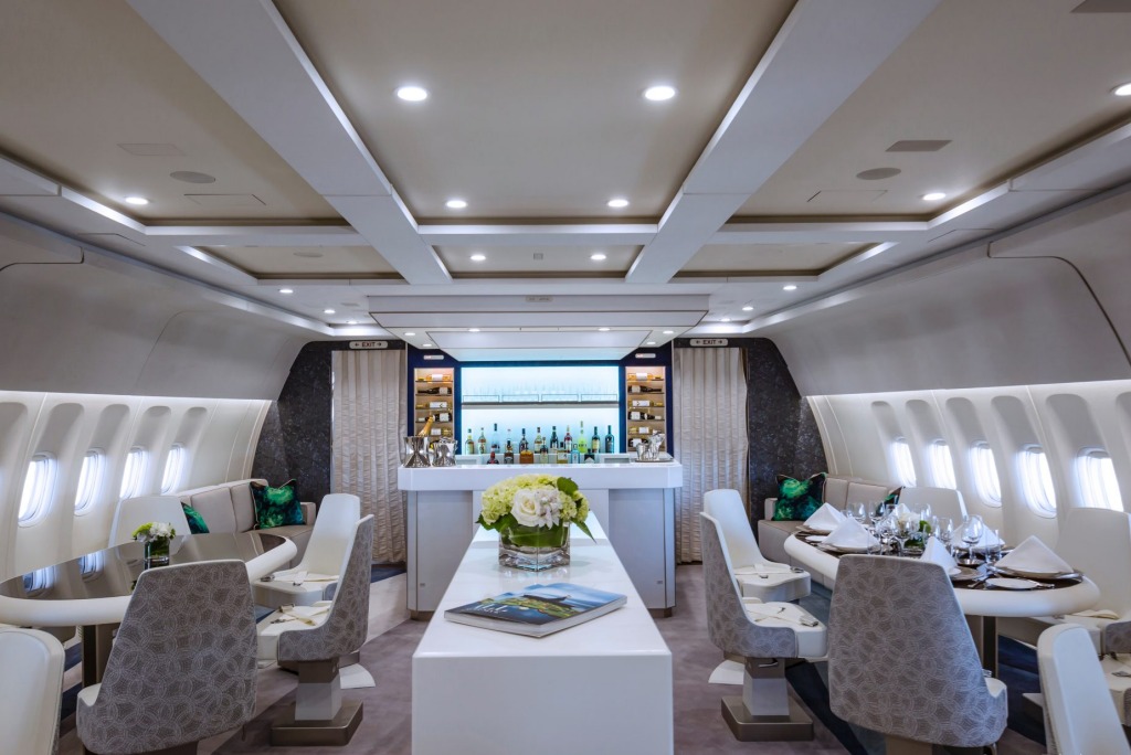 Crystal Skye The Luxury Private Boeing 777 200lr Carrying