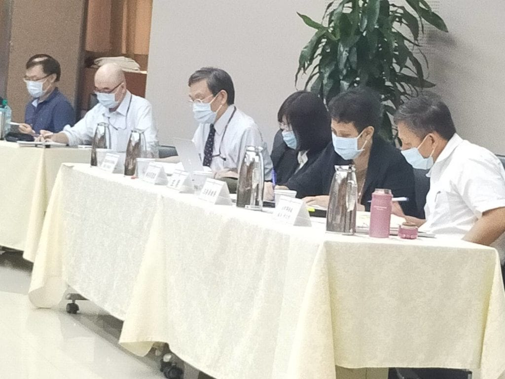 NCC委員合議否決了抵觸有線廣播電視法的業者頻道變更申請案。(記者 辛澎祥/攝) NCC委員合議否決了抵觸有線廣播電視法的業者頻道變更申請案。(記者 辛澎祥/攝)