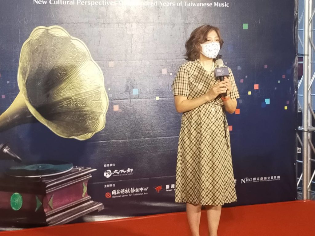 策展人呂鈺秀以歷史脈絡來探究臺灣音樂演進,令人深刻期待。(記者 辛澎祥/攝)