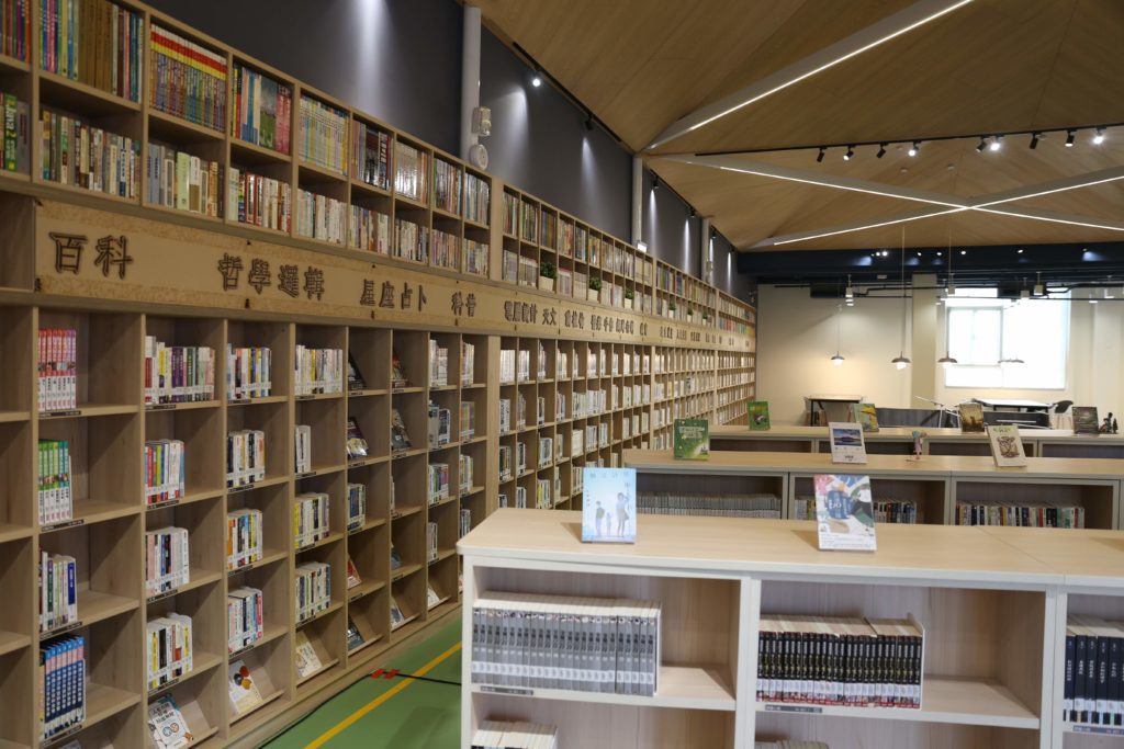 市府積極購置新書_增加圖書館館藏豐富度