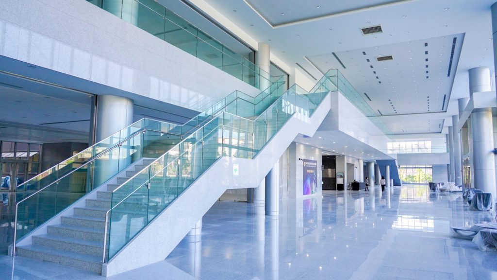 新店寶高智慧產業園區成功引進國內新興企業進駐,標準廠房單元申租數更占總單元數近9成5。(圖/經發局提供)