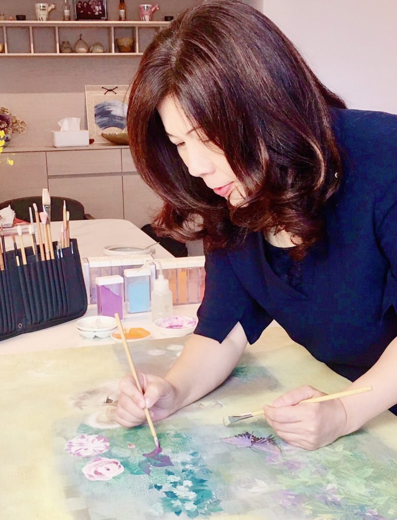 廖瑞芬老師在膠彩畫創作上展現超凡的才情。