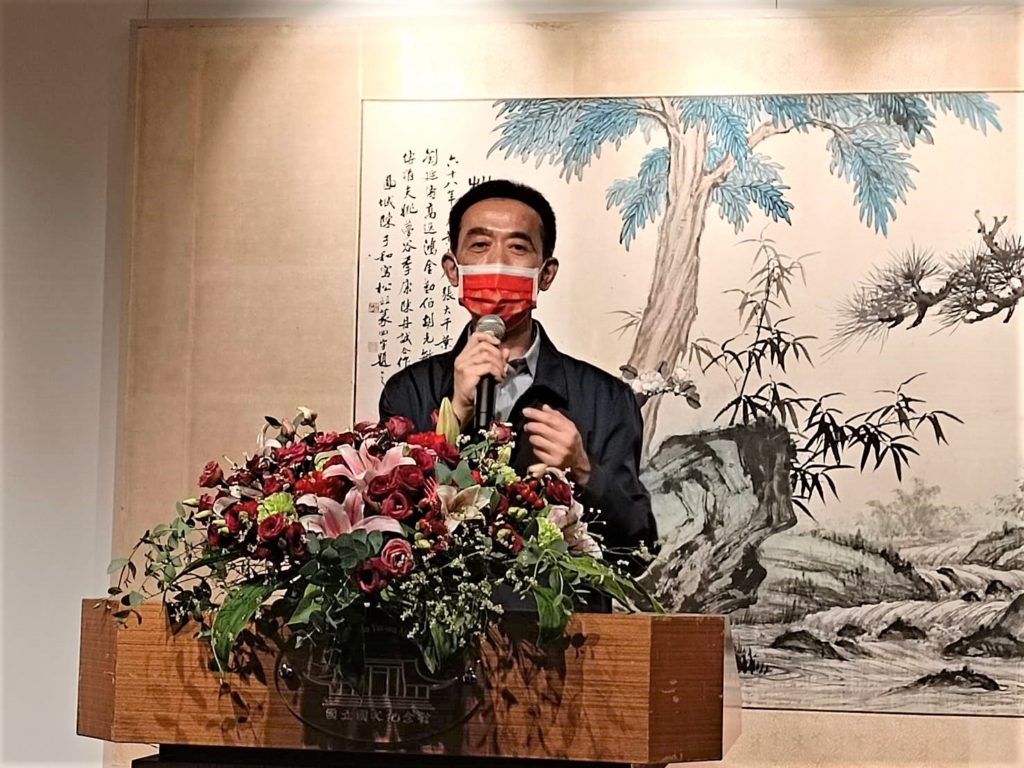 王蘭生館長表示，該館50年來保存良好的珍貴史料，是靠同仁跨組室群策群力，歷時1年梳理檔案資料的努力。