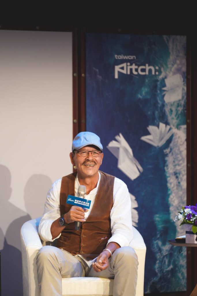 達悟族原民的海洋文學作家夏曼•藍波安，在跨界過程展現文學的豐沛性。（圖/Taiwan Pitch 提供）