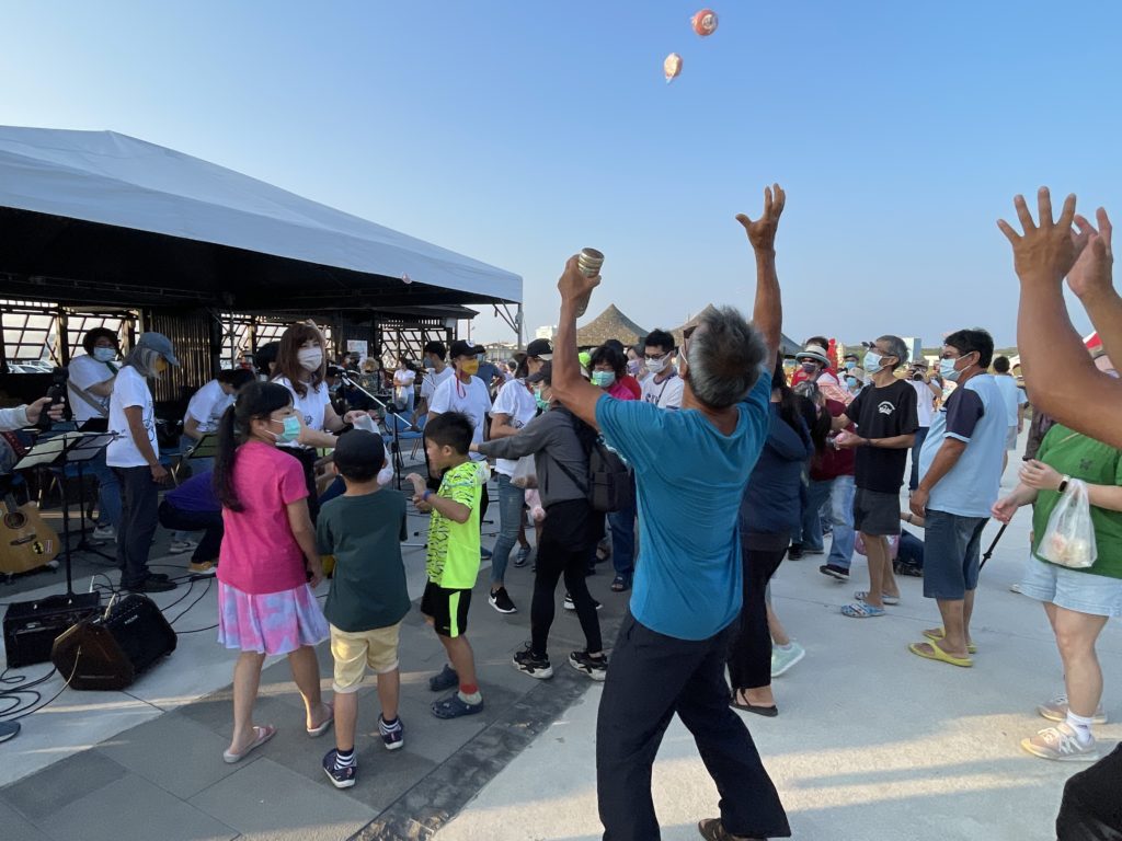 民眾樂於參加活動分享樂趣。（圖/澎湖旅遊處 提供）