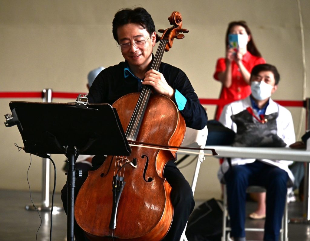 ▲知名大提琴家張正傑熱衷參與音樂公益活動。（圖/中鋼基金會 提供）