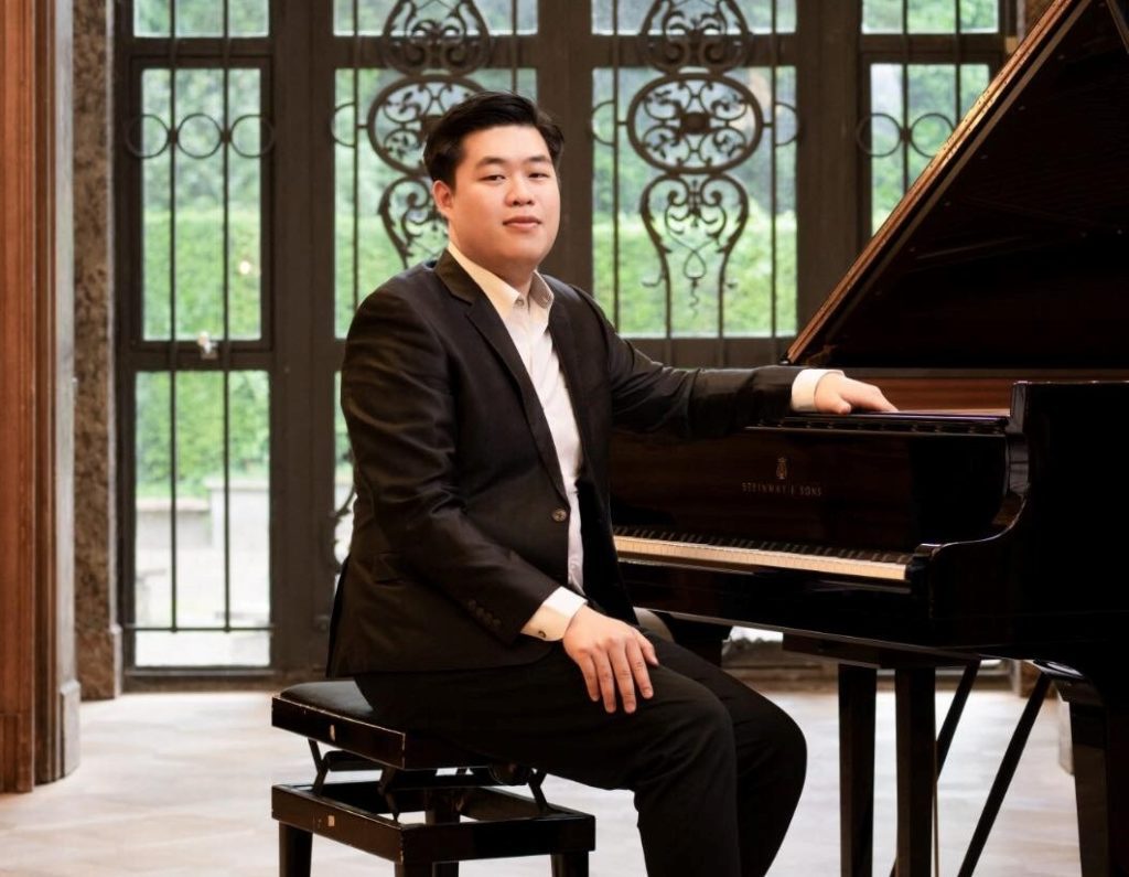 10月6日由旅歐鋼琴家黃湙騰帶來《德奧經典》，透過他的指尖奏出一連精彩的古典篇章