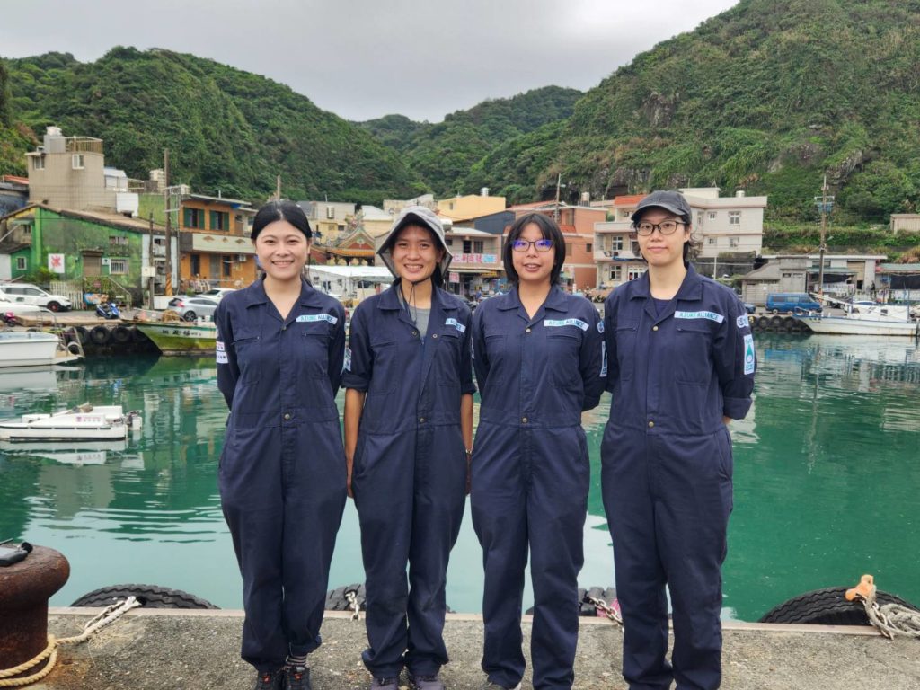 致力於海洋永續的臺灣湛藍海洋聯盟團隊
