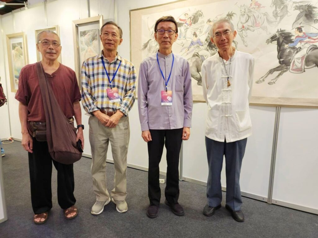 ▲知名書畫家張清宗（左起）林象元、王國昌及馬豫平，於展場開心合影留念。（記者 詹佳綺/攝）