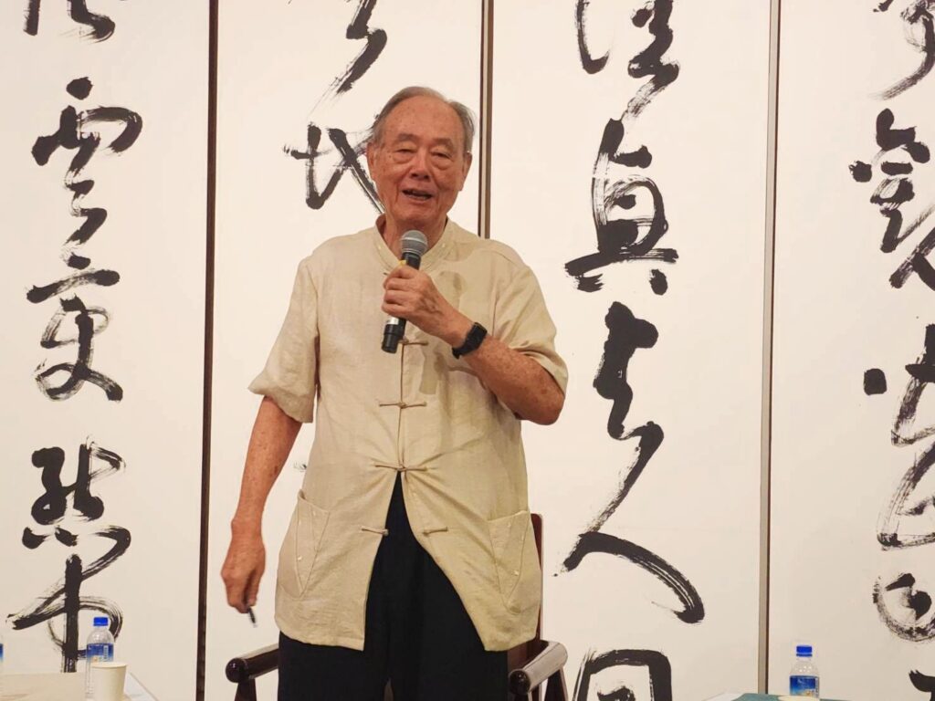 ▲中國書法藝術基金會董事長連勝彥致詞時表示,書法深厚的文字底蘊是中華傳統文化的具體表徵。(記者 辛澎祥/攝)