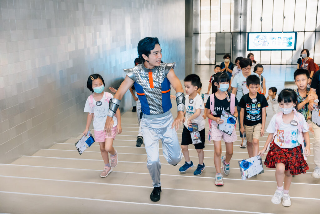 「漂浮探險隊_球劇場篇」活動體驗。（圖/臺北表演藝術中心提供）