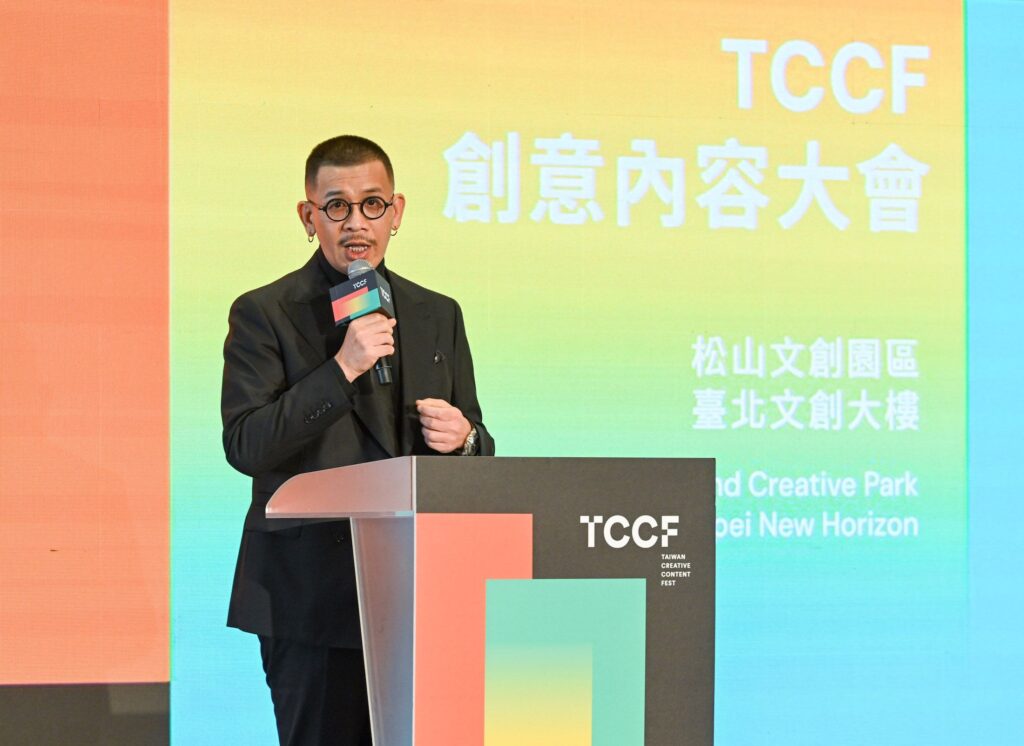 ▲文策院董事長蔡嘉駿說明今年大會的規模創下新例，為臺灣文化創意內容產業帶來正面發展效益。（記者 辛澎祥/攝）