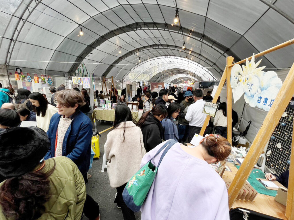 12月16至17日臺北「牯嶺街書香創意市集」打造「讀者辦給讀者」的街頭夢幻書店。（圖/文化部提供）