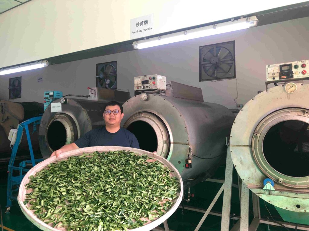 ▲新北市茶農展示製茶過程與技術展現。（圖/新北市農業局 提供）