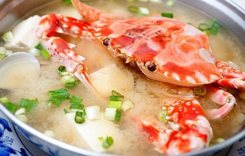 ▲萬里蟹是龜吼市場的頂極海味。（新北市漁業處 提供）