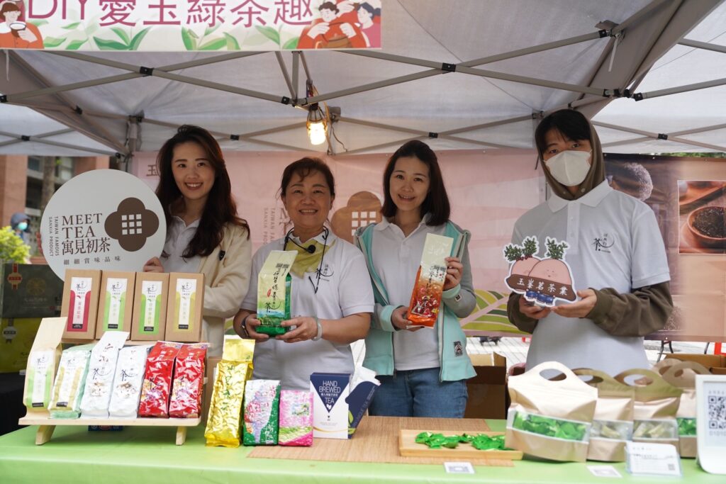 ▲活動期間推出好茶，讓民眾熱力選購。（圖/新北市農業局 提供）