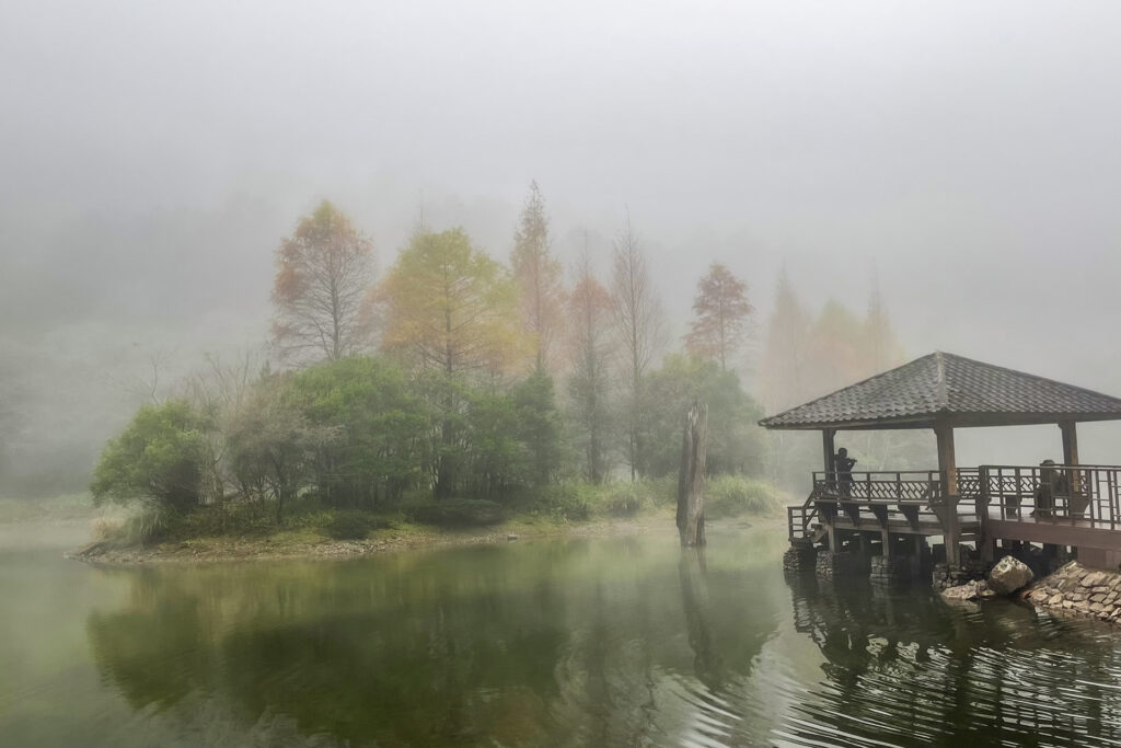 馬告生態園區明池湖，景緻如詩如畫。（圖/力麗提供）