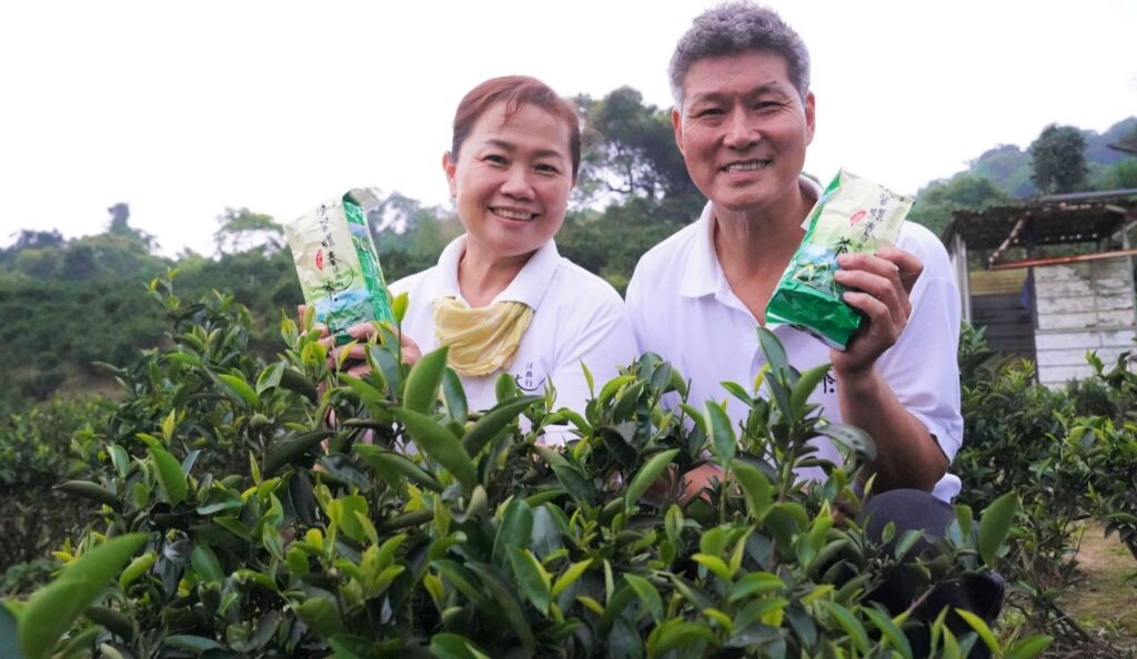 ▲三峽茗茶祥興行獲得碧螺春茶特等獎，由第六代茶農周育成及李秀峯夫婦所經營，獲獎實至名歸。（圖/新北農業局 提供）