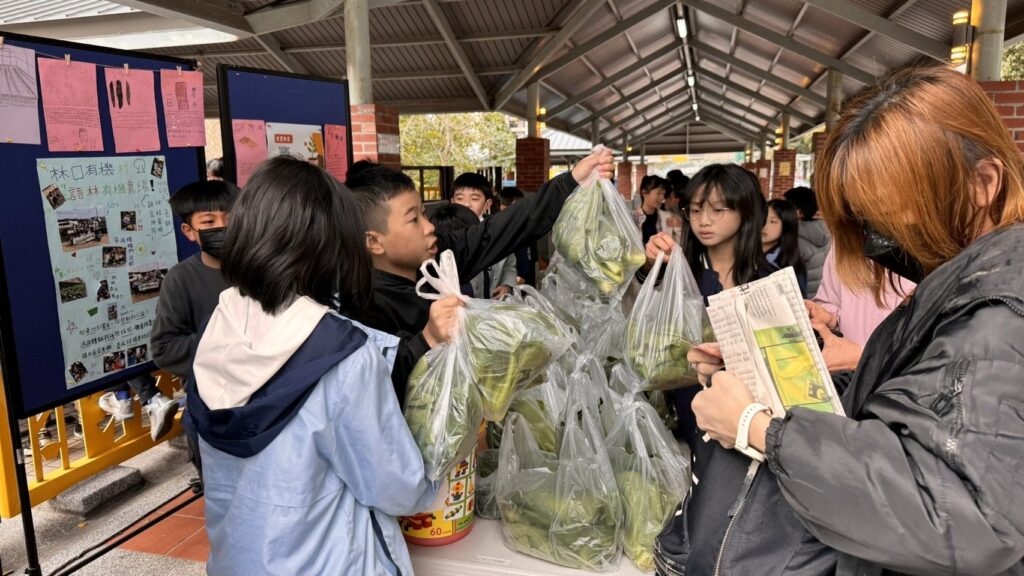 ▲種植的有機蔬菜相當受到民眾歡迎。（圖/新北農業局 提供）