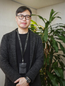 臺灣近現代美術發展司副司長黃宏文兼任。 (1)