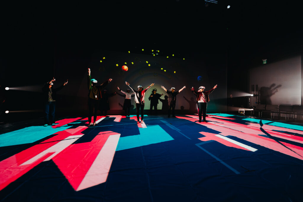 2025 NTT Arts Nova─狠劇場《自由遊戲—XR身體音樂計畫》_每一次的跳躍與行走，都將化成不同的音階與音色，最終匯聚成一段旋律 ©臺中國家歌劇院，攝影：林峻永 (1)
