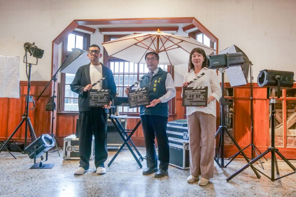 ▲文策院與臺南市政府簽署合作意向書後合影留念。(圖/文策院 提供)