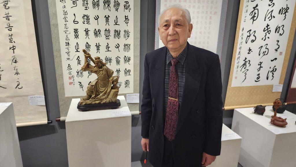 ▲書法家洪啟義大師收藏展開幕。