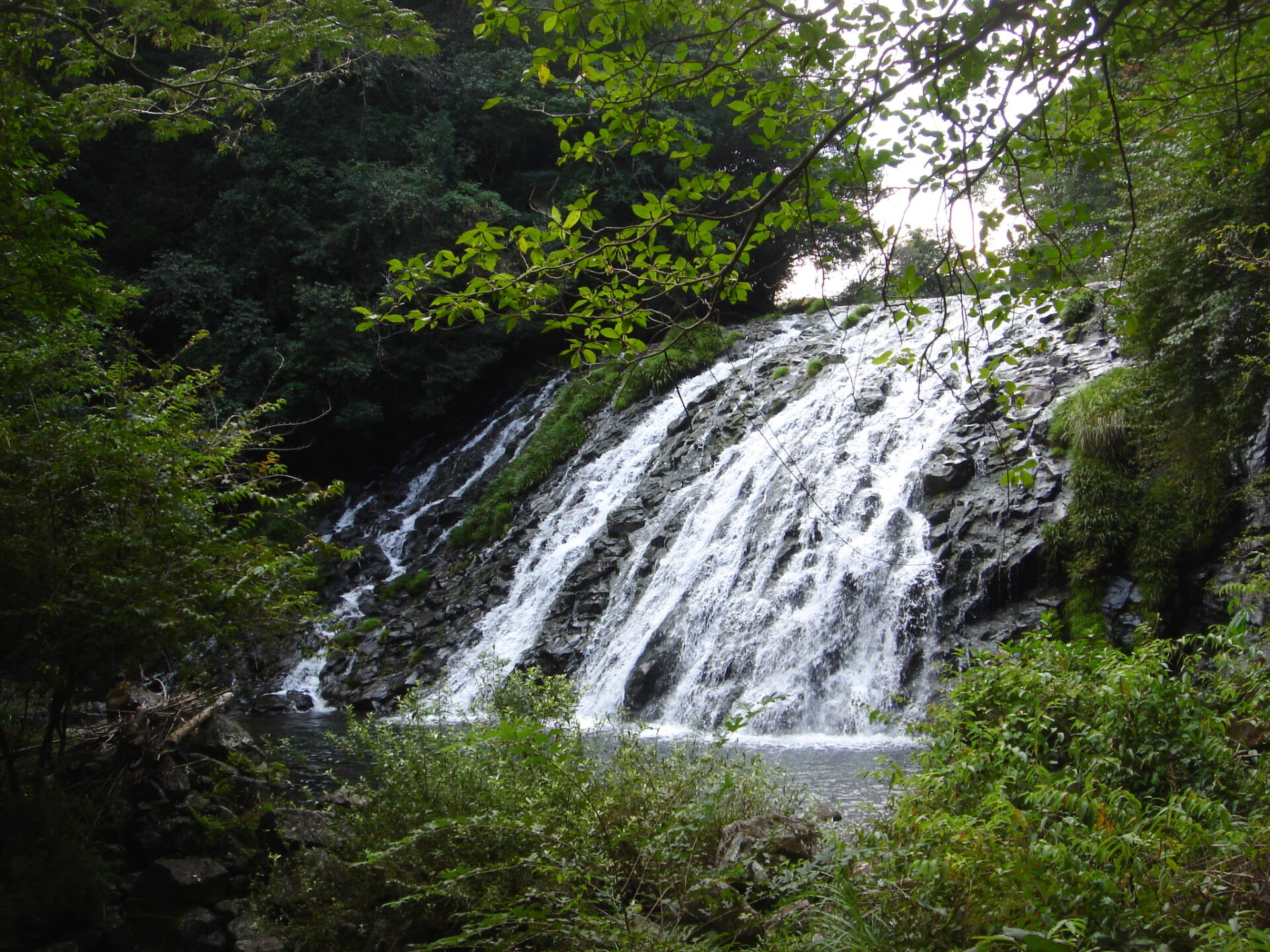 鹿目の滝
