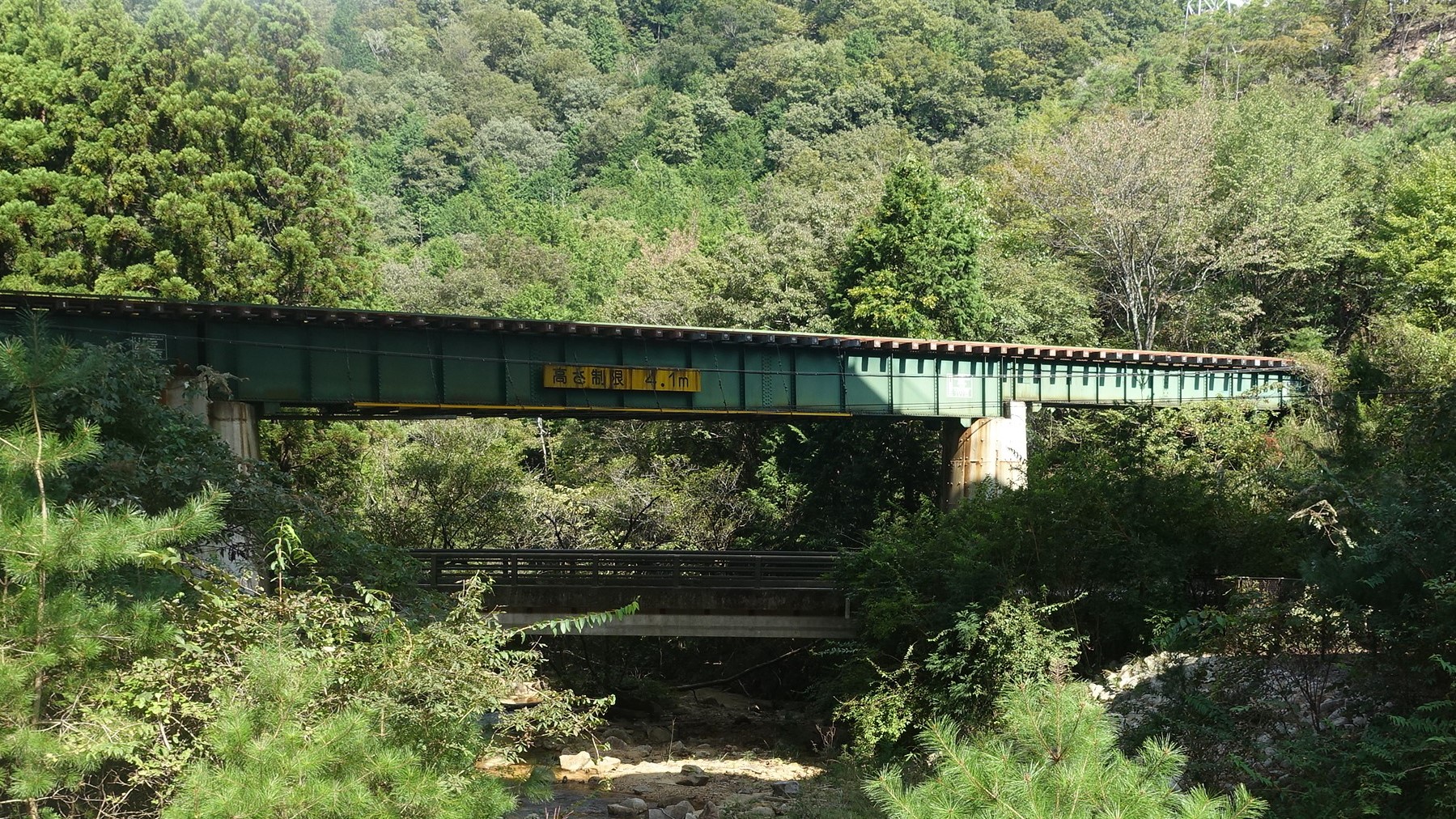 信楽高原鉄道と隼人川