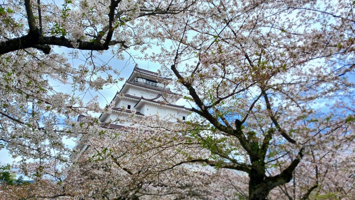 鶴ヶ城