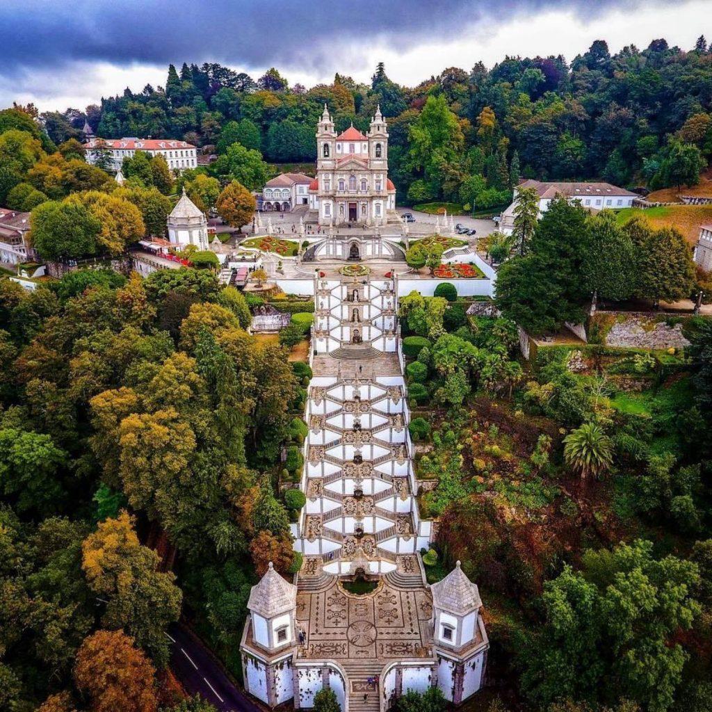 Resultado de imagem para bom jesus de braga