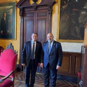 868d0d67 image0