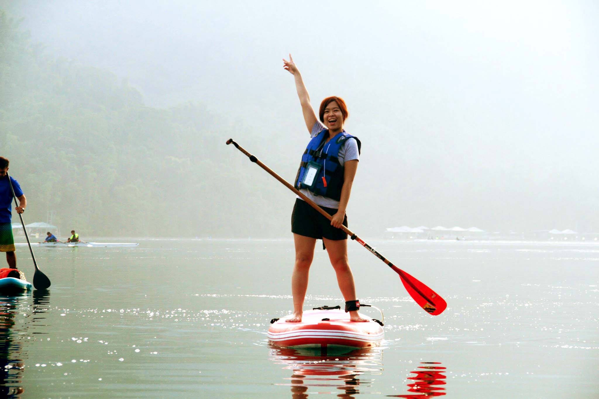 water-sup-sunmoon-lake-1