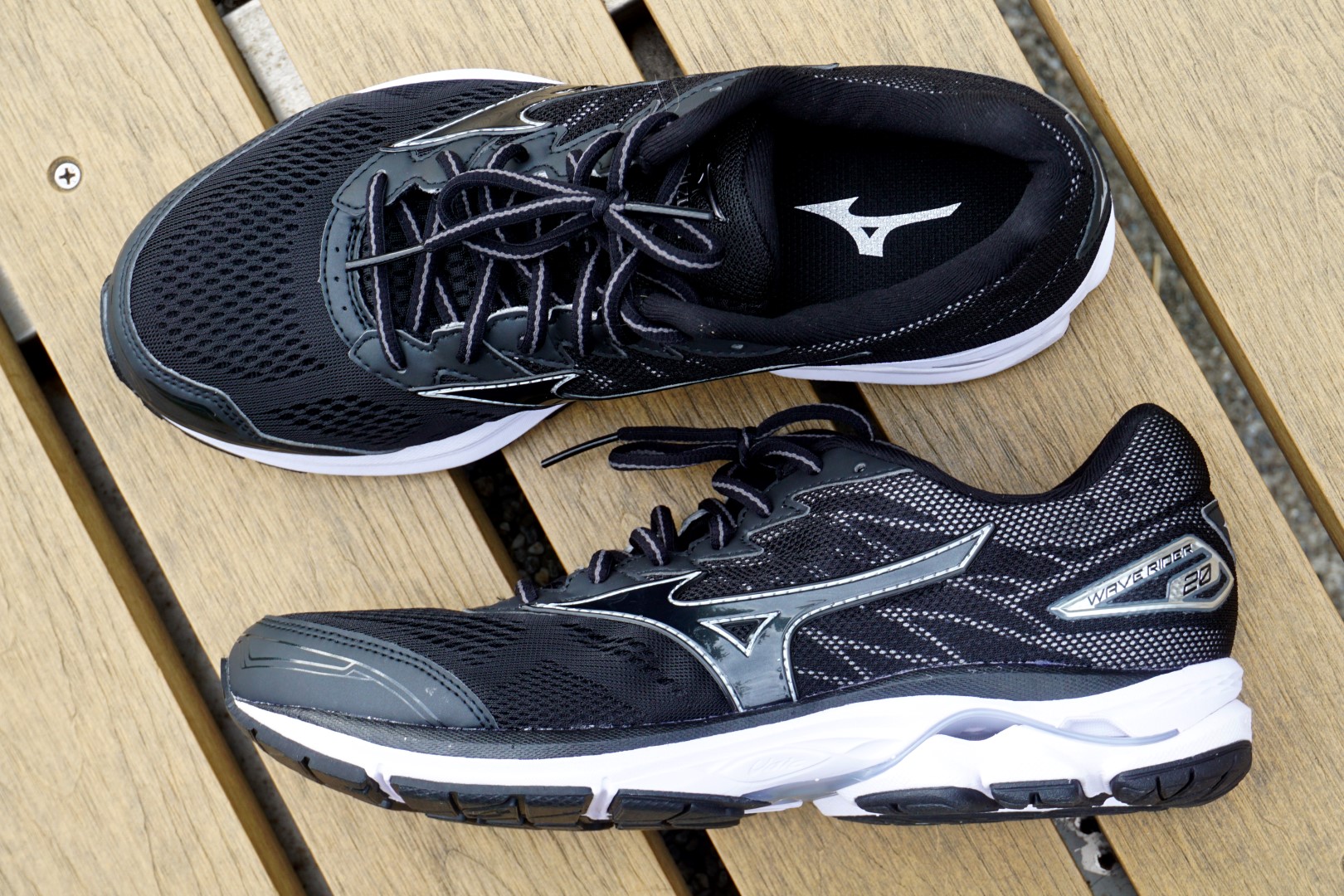 pic-mizuno-waverider20-4