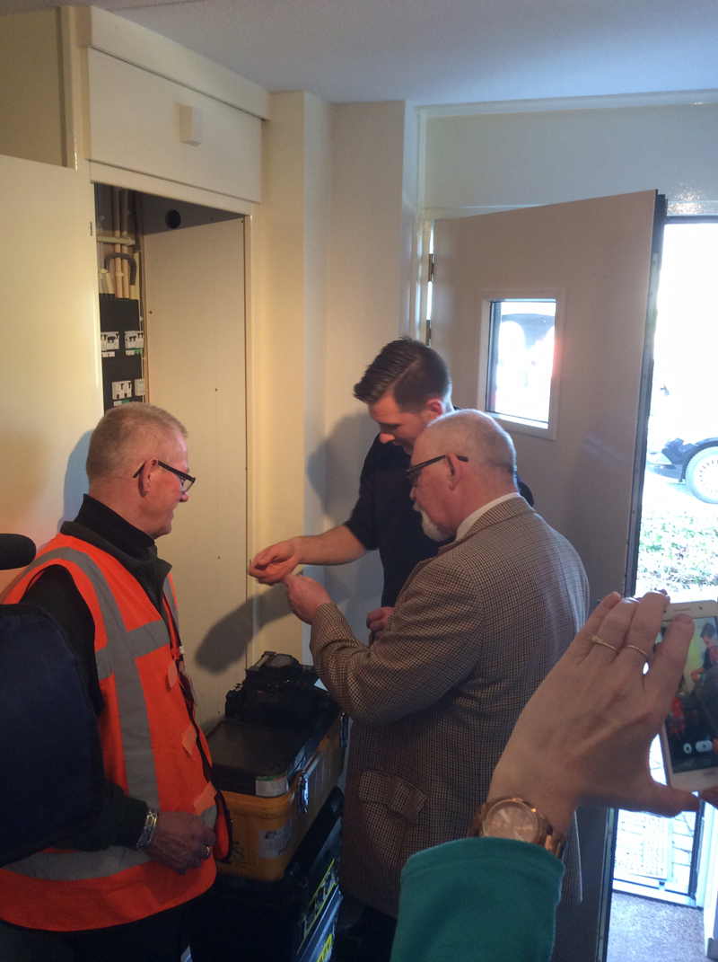 photo 1 Borculo, Geesteren, Gelselaar en Haarlo klaar voor de toekomst met glasvezel
