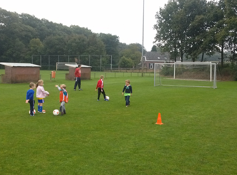 CAM00002 Topvoetballer worden? Kom bij Mini-pups GSV’63