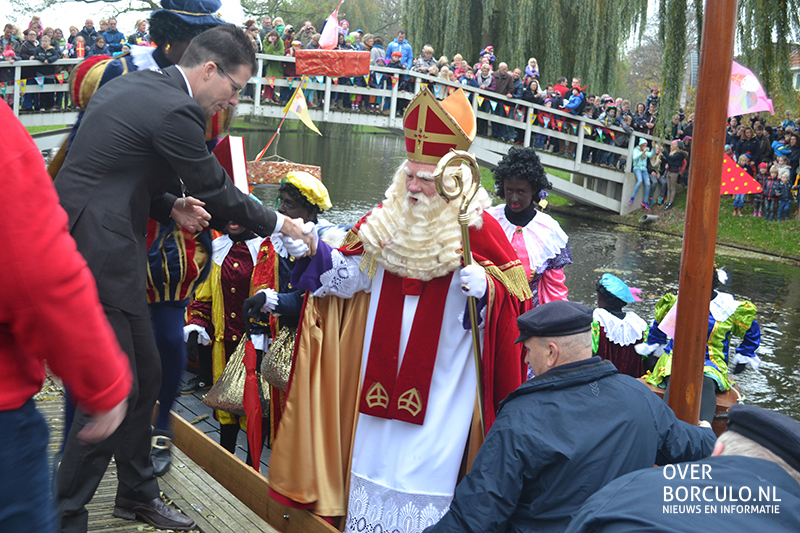 Gezellige Sinterklaas intocht in Borculo