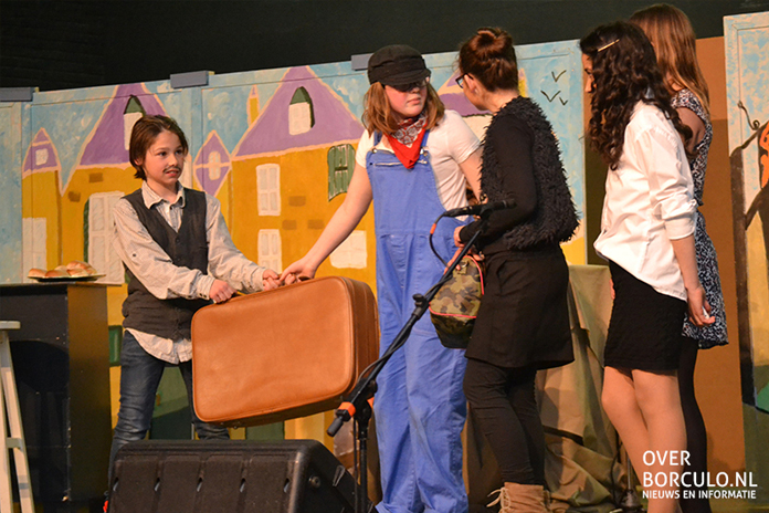 Musical Kiezel en Kei ‘Het dak eraf’ Foto’s: Musical Kiezel en Kei: ‘Het dak eraf’