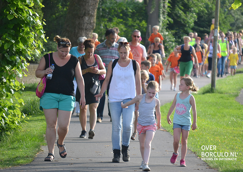 Borculo loopt zich warm tijdens Avond4daagse (5) 7 editie Avondwandel4daagse Borculo bijna van start