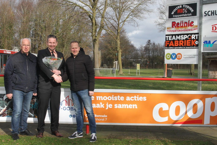 Coöp-Borculo-nieuwe-sponsor-v.v.-Reünie Coop Borculo nieuwe sponsor v.v. Reünie