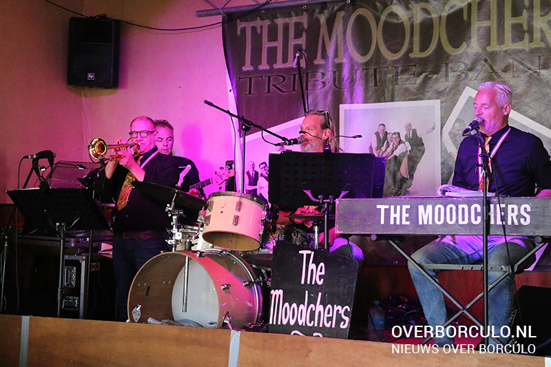 Feest met The Moodchers in beeld