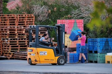 featured image of the blog titled "How To Determine If A Colorado Forklift Dealer Is Reliable Or Not"