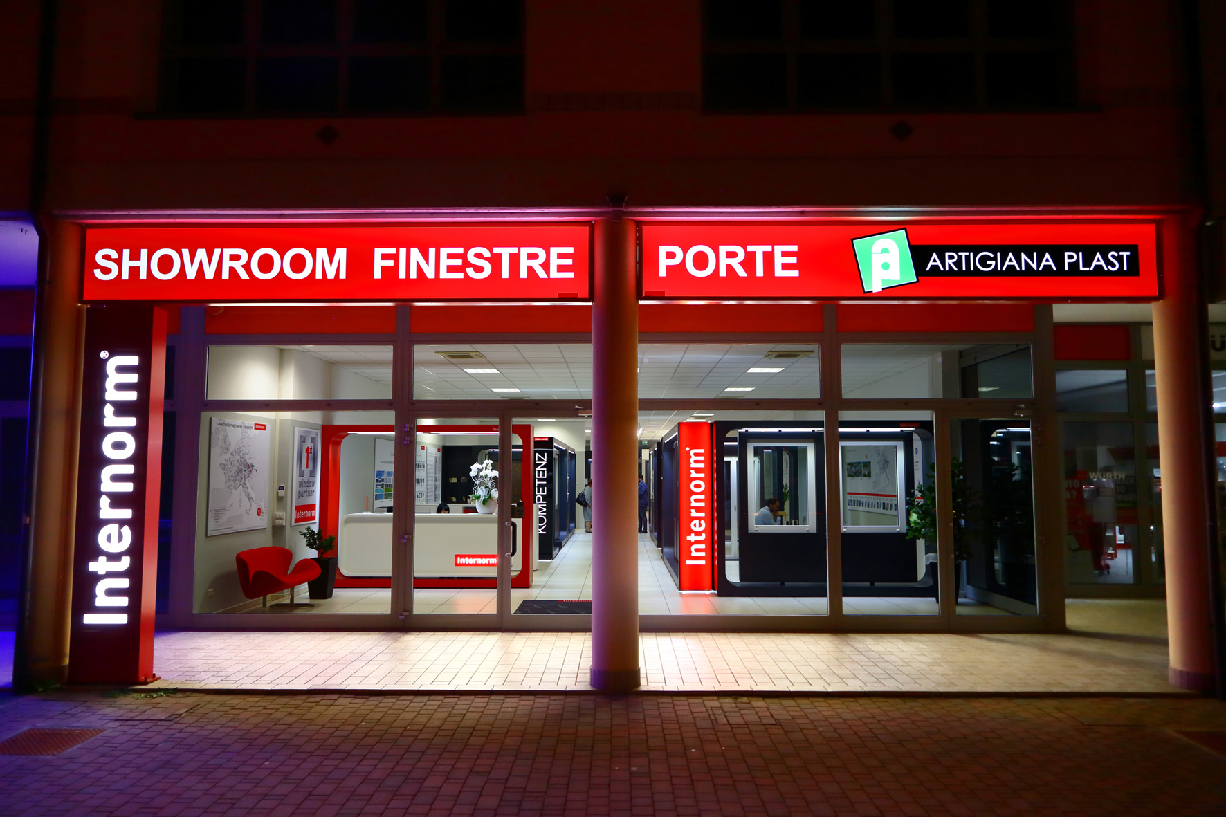 A Cesena il nuovo flagship store Internorm di Artigiana Plast